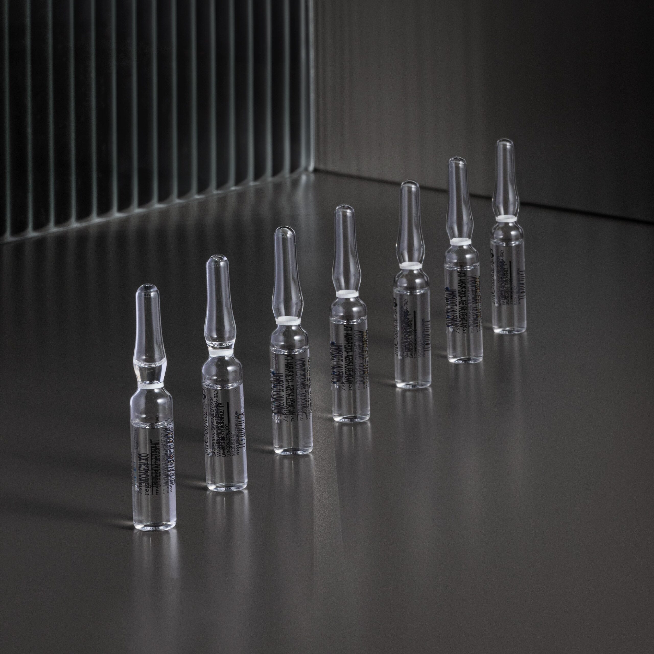 Skin Regimen Lx - Multi Acid Ampullen - Afbeelding 2